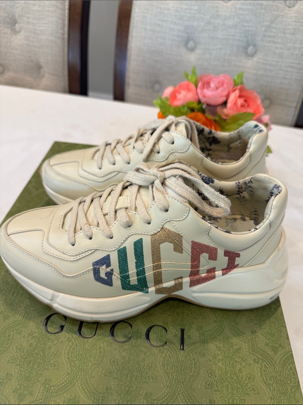 Authentic Gucci Cream Leather Chunky Sneaker with Multicolor Logo - Picture 4 of 16